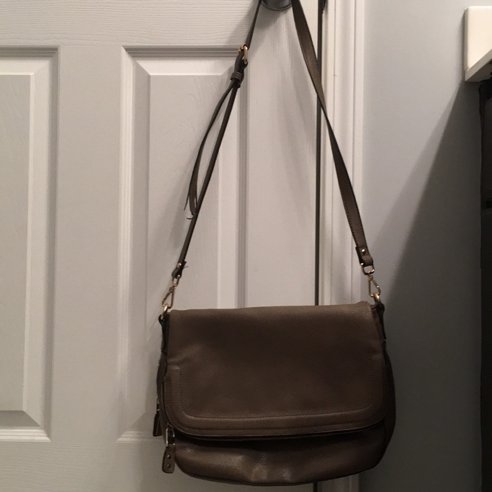Crossbody bag